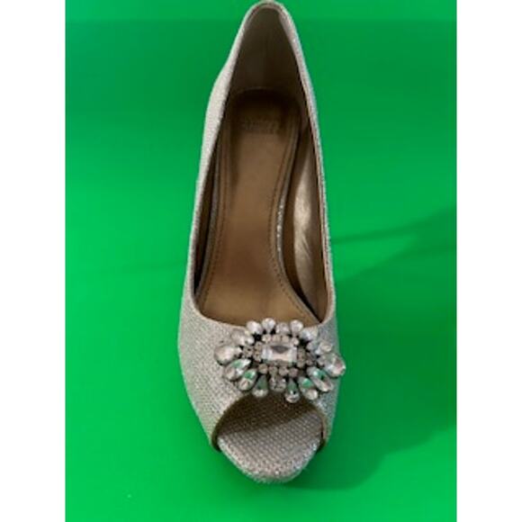 Badgley Mischka Belle Silver 3" Heels Stiletto Pumps Jewel Detail Size 9 - Picture 2 of 9